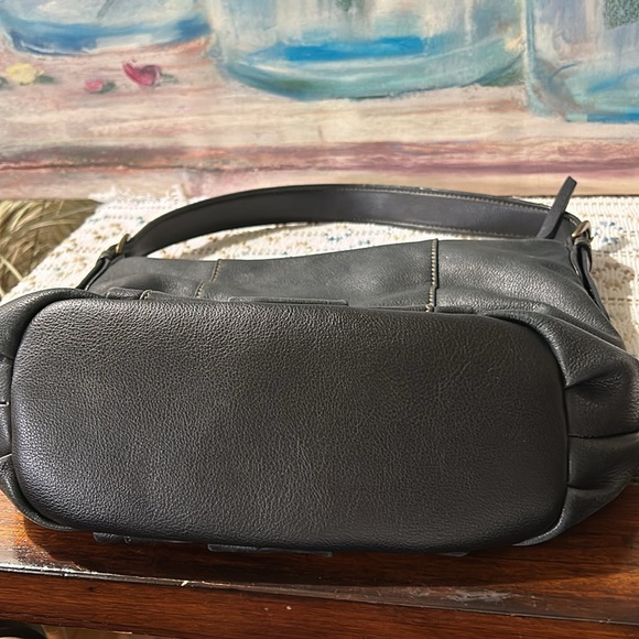 St. John's Bay hobo purse, one zip pocket two Smaller pockets, black - Picture 6 of 6